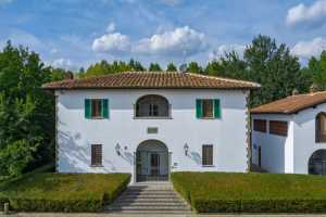rent your villa in Reggello- villa with swimming pool for rent in Reggello in Tuscany with splendid countryside view, villa wonder for holidays